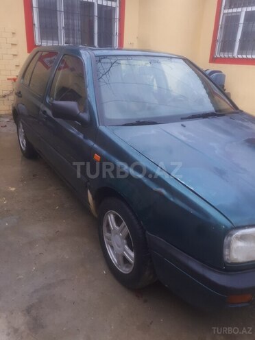 Volkswagen Golf 1993, 100,000 km - 1.8 l - Bakı