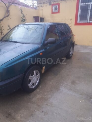 Volkswagen Golf 1993, 100,000 km - 1.8 l - Bakı
