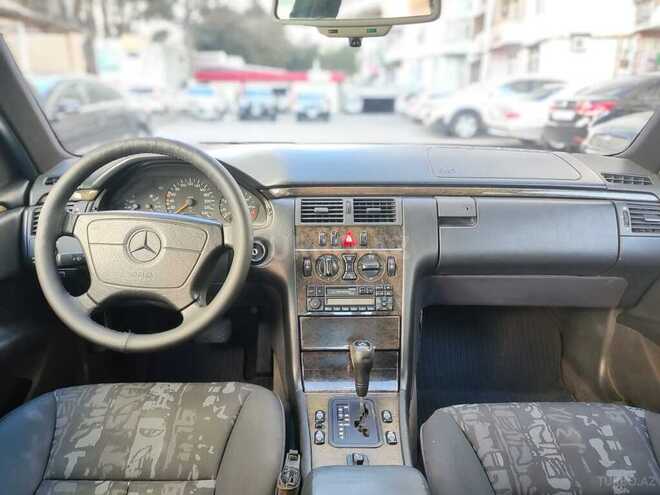 Mercedes E 230 1997, 371,000 km - 2.3 l - Bakı