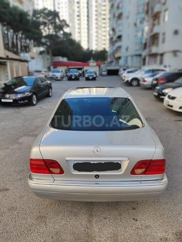 Mercedes E 230 1997, 371,000 km - 2.3 l - Bakı