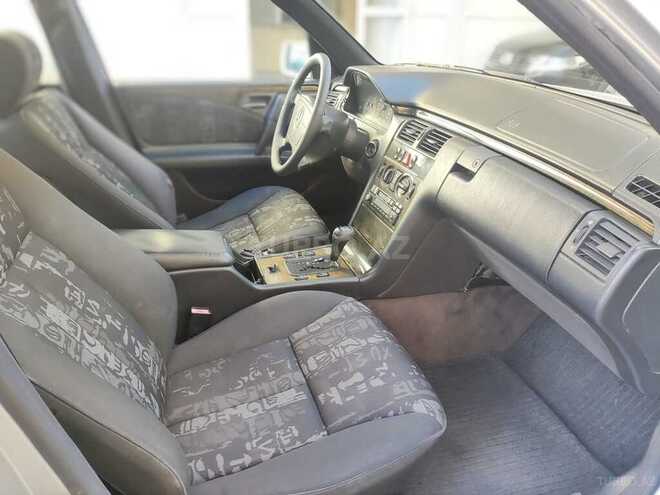 Mercedes E 230 1997, 371,000 km - 2.3 l - Bakı