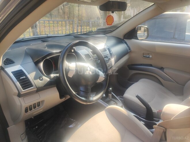 Mitsubishi Outlander 2007, 250,000 km - 2.4 л - Şəmkir