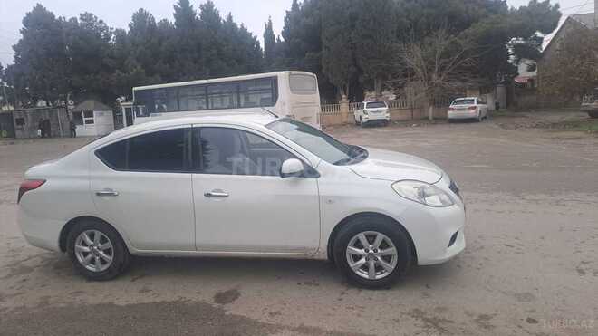 Nissan Sunny 2012, 250,000 km - 1.5 l - Bakı
