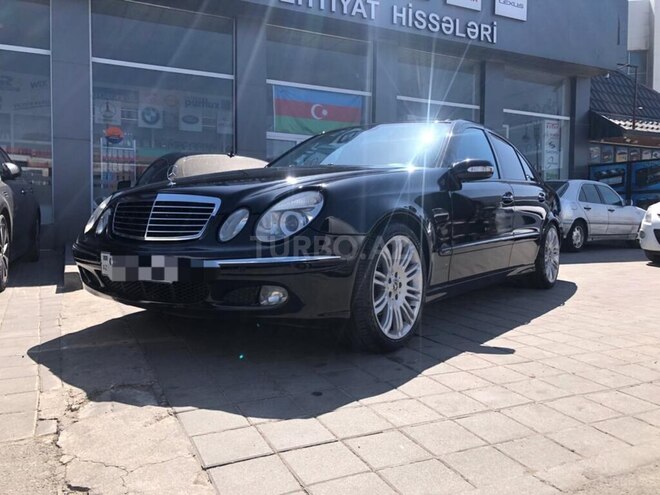 Mercedes E 260 2004, 324,000 km - 2.6 л - Bakı