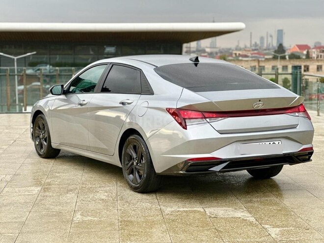 Hyundai Elantra 2021, 9,000 km - 2.0 l - Bakı