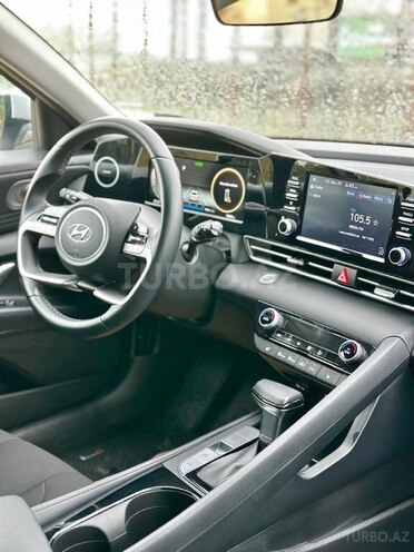 Hyundai Elantra 2021, 9,000 km - 2.0 l - Bakı