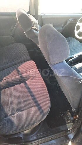 Volkswagen Golf 1994, 400,000 km - 2.0 л - Şirvan