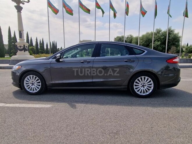 Ford Fusion (North America) 2015, 293,157 km - 2.0 l - Gəncə
