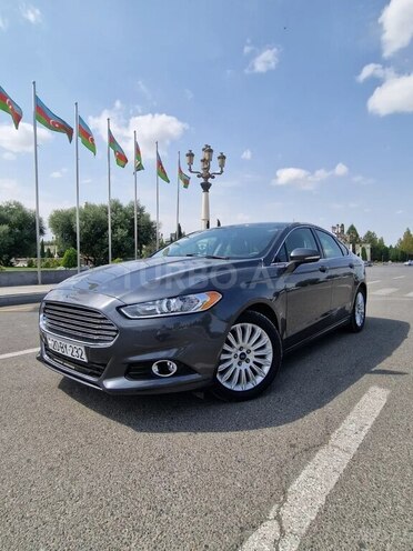 Ford Fusion (North America) 2015, 293,157 km - 2.0 l - Gəncə