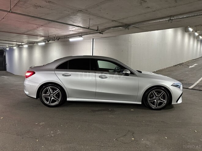 Mercedes A 180 2023, 11,000 km - 1.4 l - Bakı