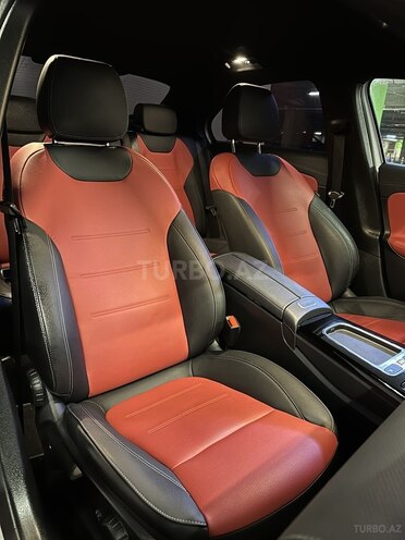 Mercedes A 180 2023, 11,000 km - 1.4 l - Bakı