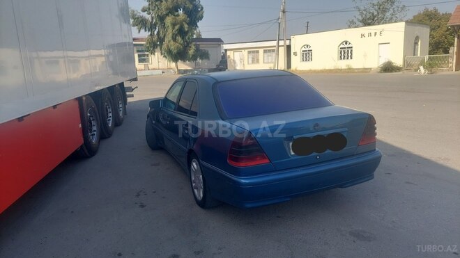 Mercedes C 220 d 2000, 112,210 km - 2.2 l - Hacıqabul