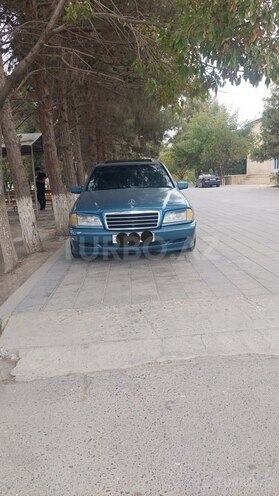 Mercedes C 220 d 2000, 112,210 km - 2.2 l - Hacıqabul
