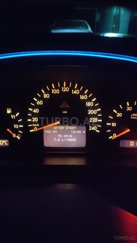 Mercedes E 200 1999, 616,831 km - 2.0 л - Xudat