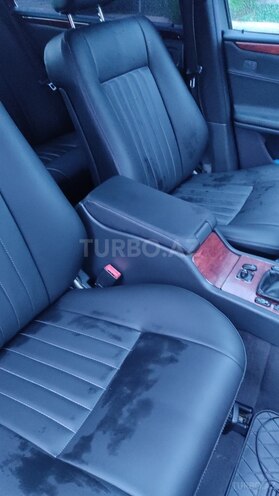 Mercedes E 200 1999, 616,831 km - 2.0 л - Xudat