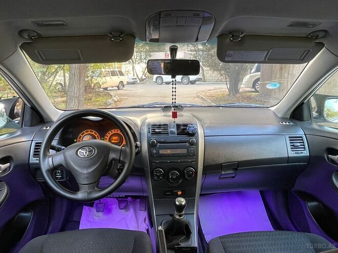 Toyota Corolla 2010, 217,850 km - 1.4 l - Bakı