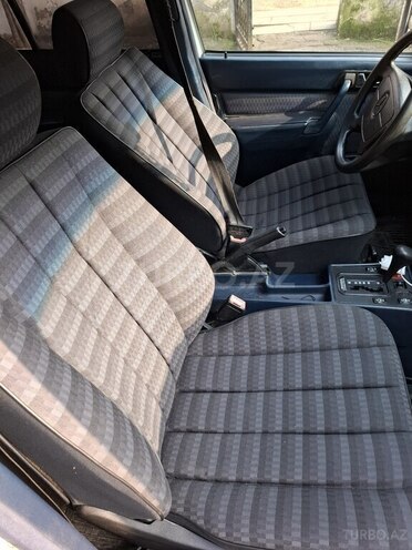Mercedes 190 1990, 600,421 km - 2.0 l - Astara
