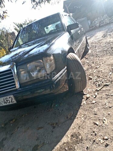 Mercedes E 200 d 1992, 200,000 km - 2.0 l - Şərur