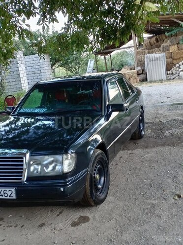 Mercedes E 200 d 1992, 200,000 km - 2.0 l - Şərur
