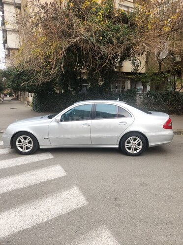 Mercedes E 220 d 2006, 297,000 km - 2.2 l - Bakı