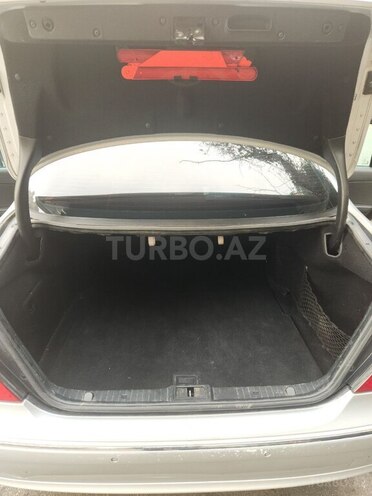Mercedes E 220 d 2006, 297,000 km - 2.2 l - Bakı