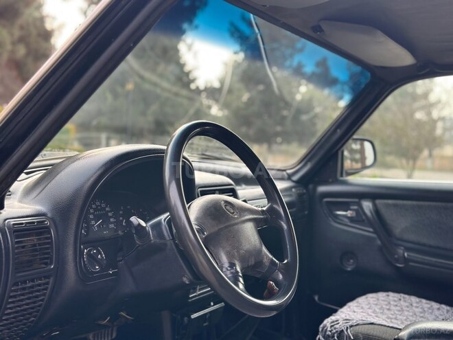 GAZ 31105 2004, 312,000 km - 2.4 л - Salyan