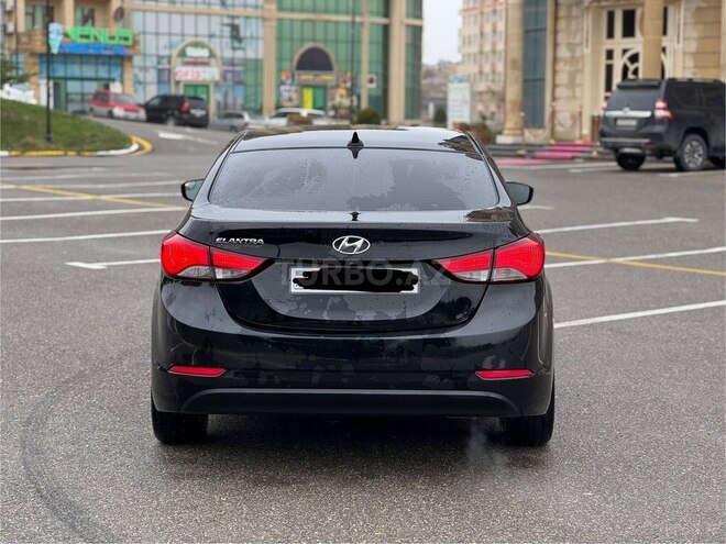 Hyundai Elantra 2015, 198,000 km - 1.8 l - Bakı