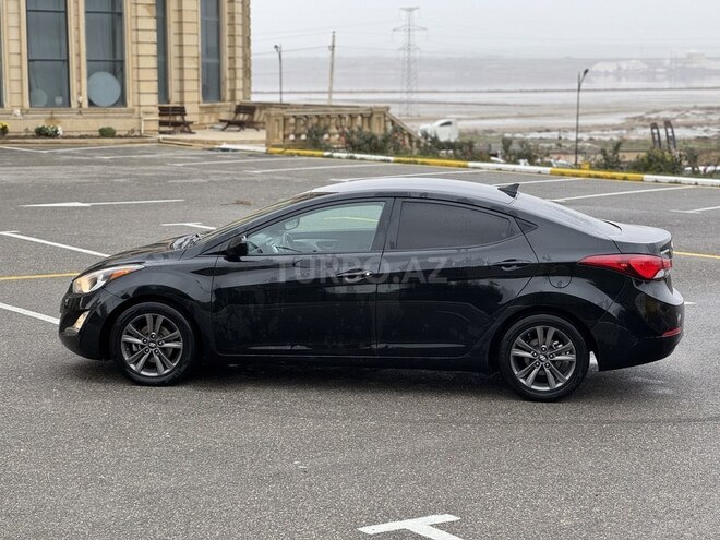 Hyundai Elantra 2015, 198,000 km - 1.8 l - Bakı