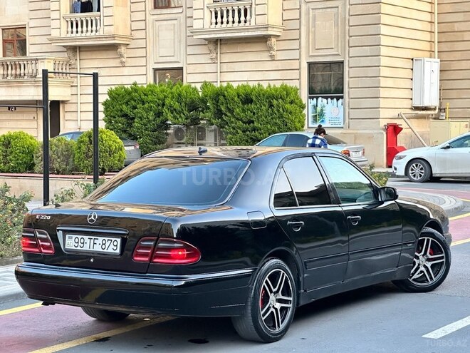 Mercedes E 220 d 2000, 325,516 km - 2.2 л - Bakı