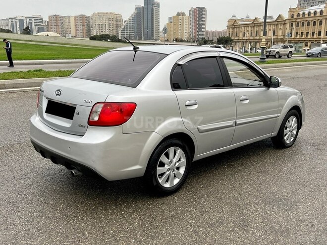 Kia Rio 2010, 230,000 km - 1.5 l - Bakı