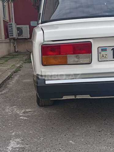 LADA (VAZ) 2107 2004, 58,000 km - 1.6 l - Salyan