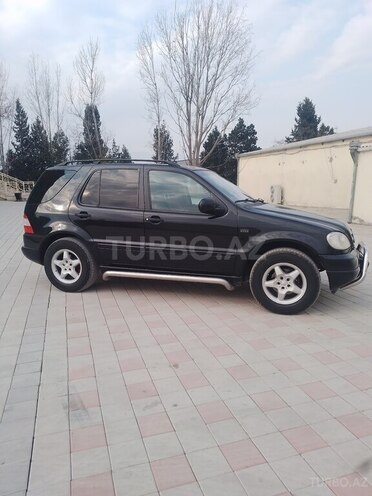 Mercedes ML 320 4MATIC 2000, 240,000 km - 3.2 l - Gəncə