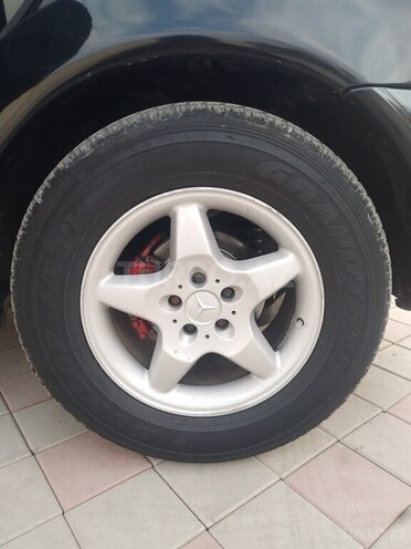 Mercedes ML 320 4MATIC 2000, 240,000 km - 3.2 l - Gəncə