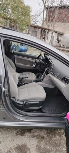 Hyundai Elantra 2019, 158,464 km - 2.0 l - Bakı