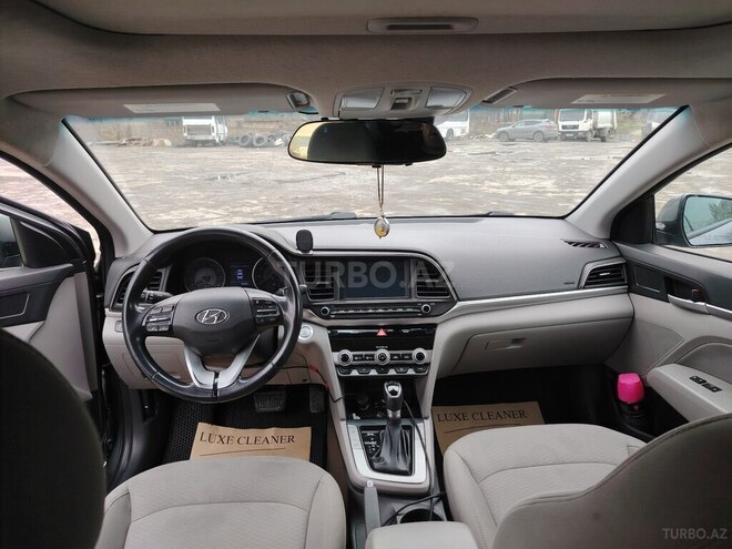 Hyundai Elantra 2019, 158,464 km - 2.0 l - Bakı
