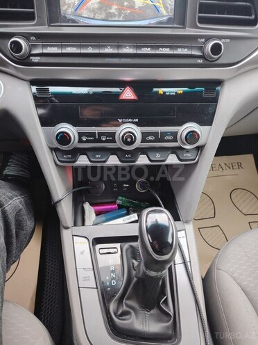 Hyundai Elantra 2019, 158,464 km - 2.0 l - Bakı