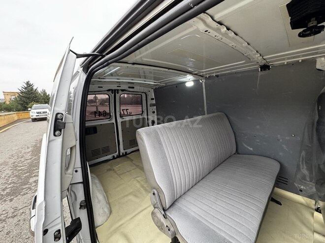 Mercedes Vito 111 2010, 297,000 km - 2.2 л - Bakı