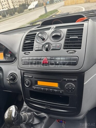 Mercedes Vito 111 2010, 297,000 km - 2.2 л - Bakı