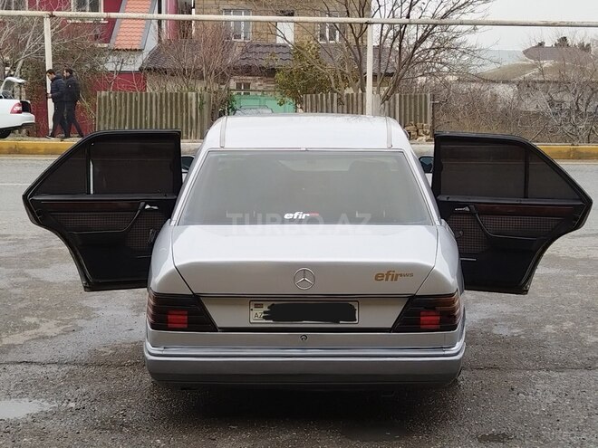 Mercedes E 200 d 1992, 250,000 km - 2.0 л - Sumqayıt