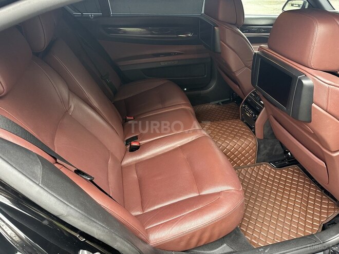 BMW 750 2011, 218,000 km - 4.4 l - Bakı
