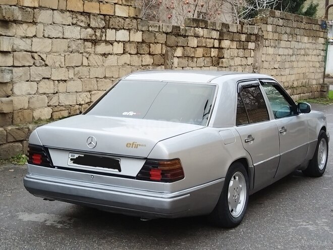 Mercedes E 200 d 1992, 250,000 km - 2.0 л - Sumqayıt