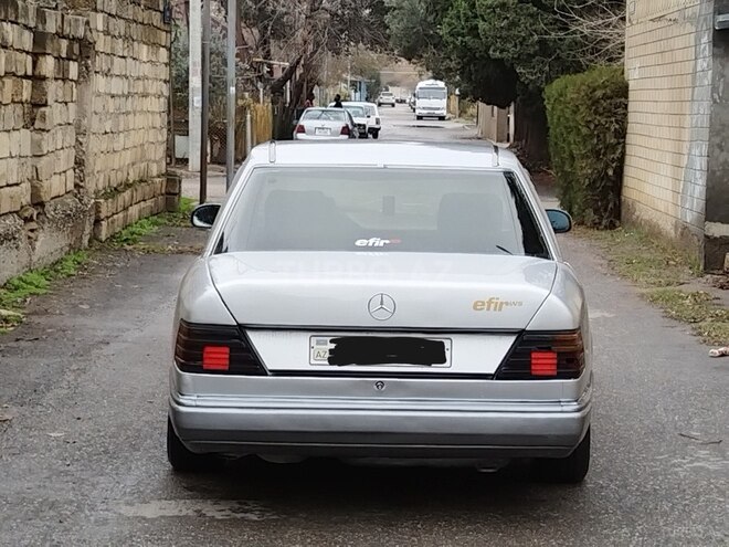 Mercedes E 200 d 1992, 250,000 km - 2.0 л - Sumqayıt