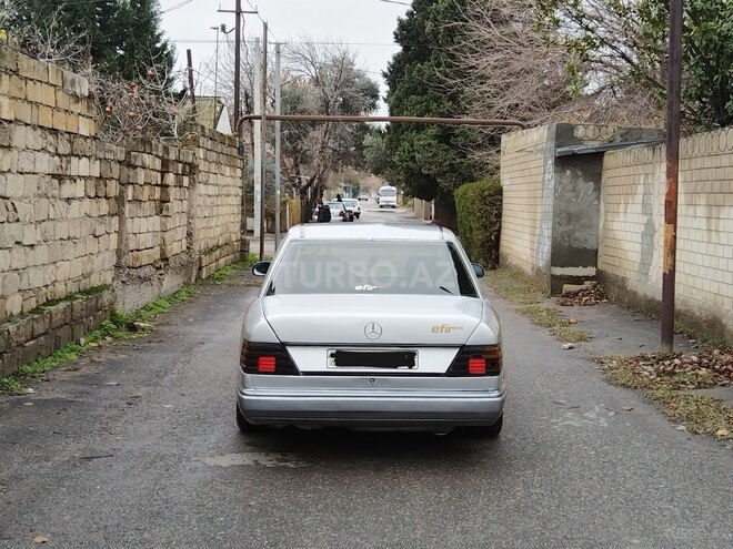 Mercedes E 200 d 1992, 250,000 km - 2.0 л - Sumqayıt