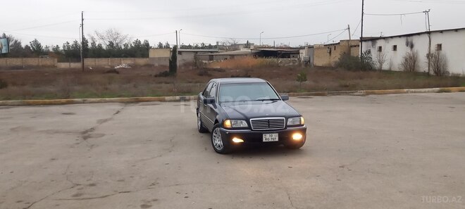 Mercedes C 280 1999, 372,000 km - 2.8 л - Şirvan