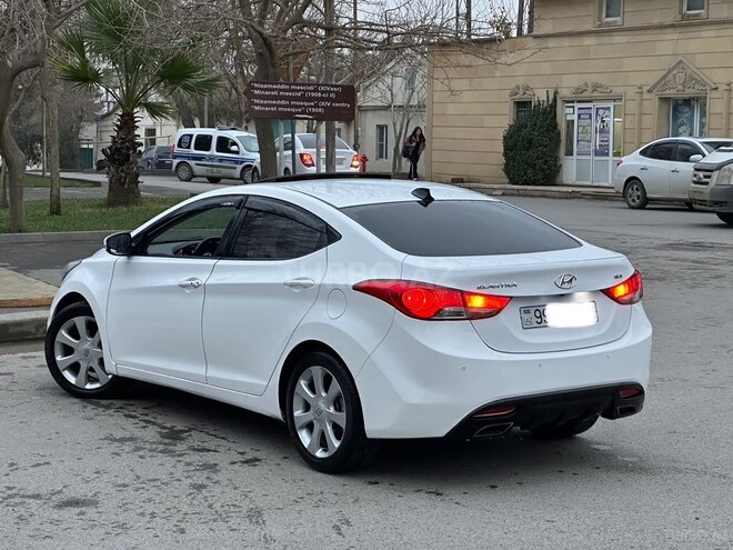 Hyundai Elantra 2011, 212,332 km - 1.8 l - Bakı