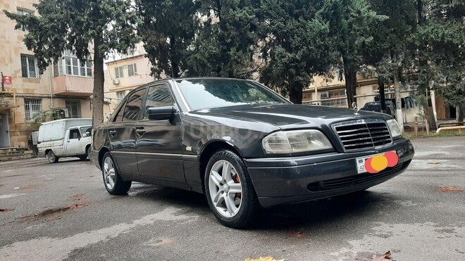 Mercedes C 180 1995, 442,365 km - 1.8 l - Bakı