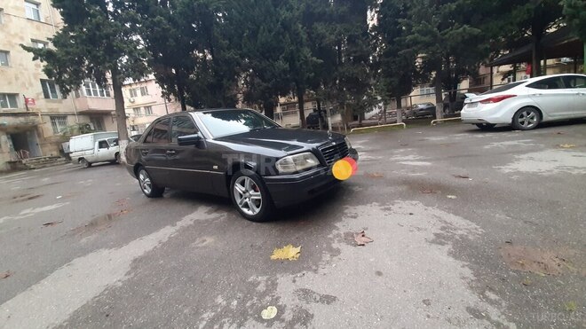 Mercedes C 180 1995, 442,365 km - 1.8 l - Bakı
