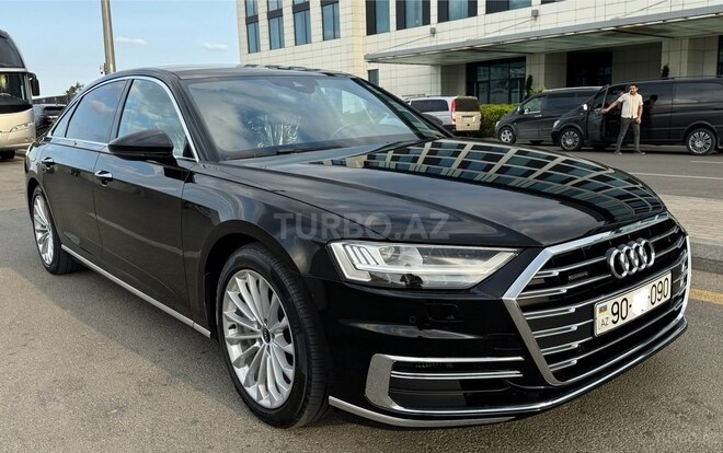 Audi A8-2