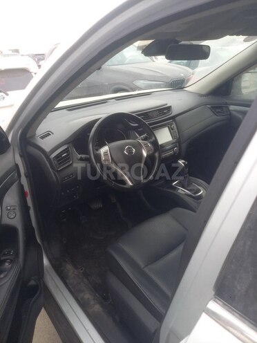 Nissan X-Trail 2015, 220,000 km - 2.0 l - Bakı