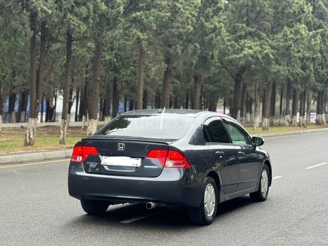 Honda Civic 2008, 330,000 km - 1.3 l - Sumqayıt